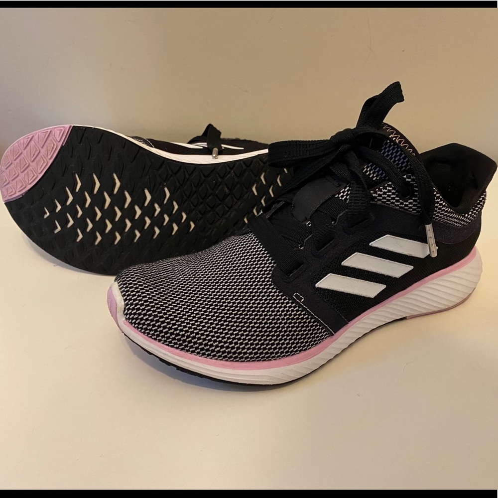 Adidas Edge Lux - Size 7